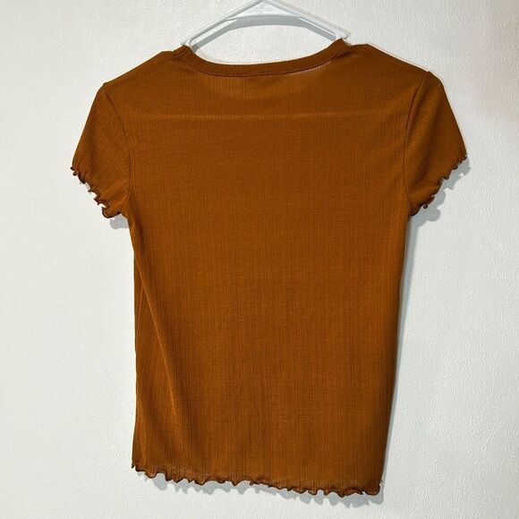 Madewell Semi-Sheer Ribbed Lettuce Hem Tee - Picture 2 of 6